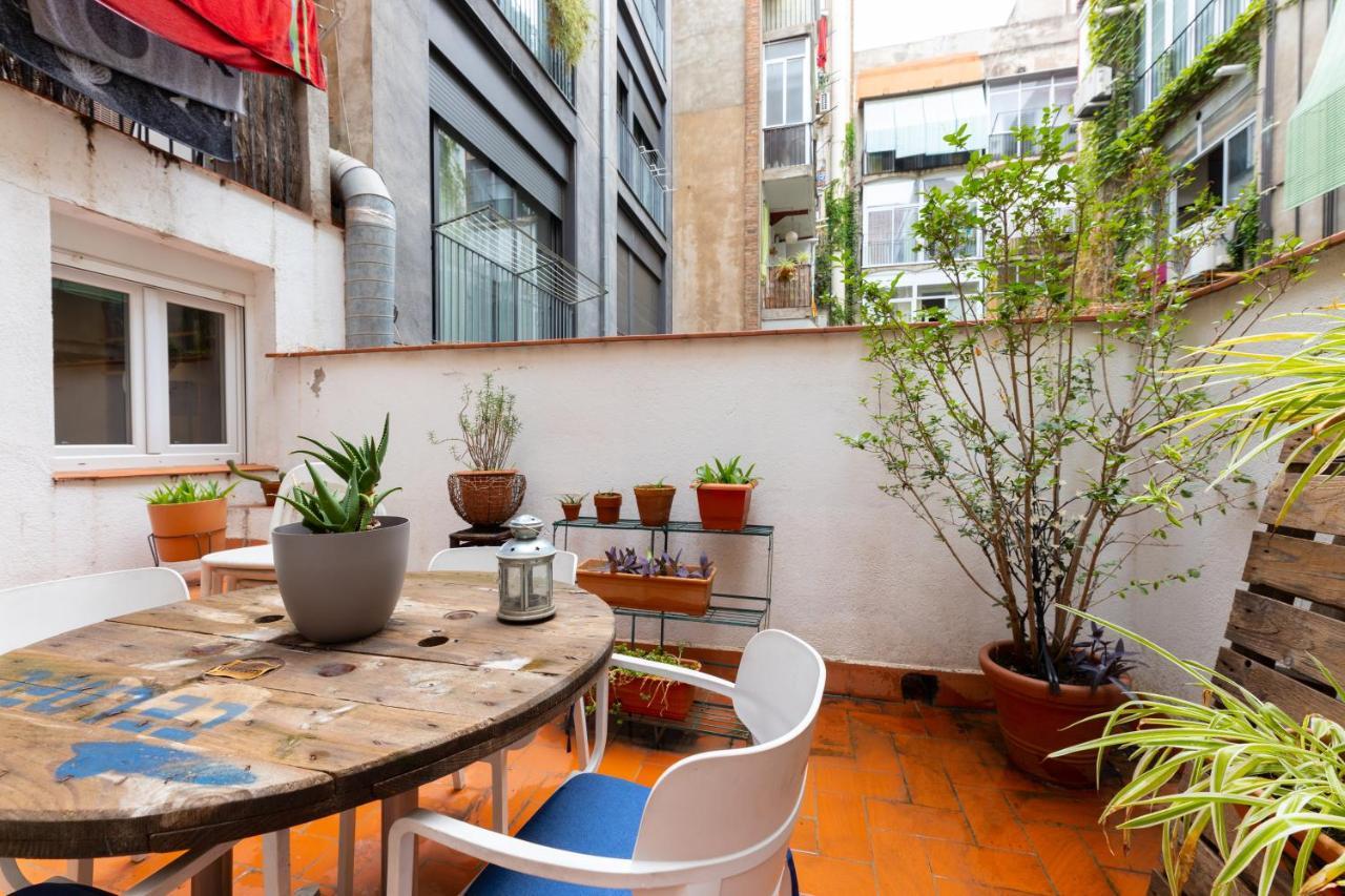 Aparteasy - Central Gracia Apartments Барселона Экстерьер фото