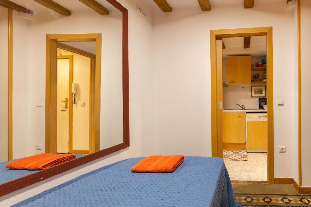Aparteasy - Central Gracia Apartments Барселона Экстерьер фото