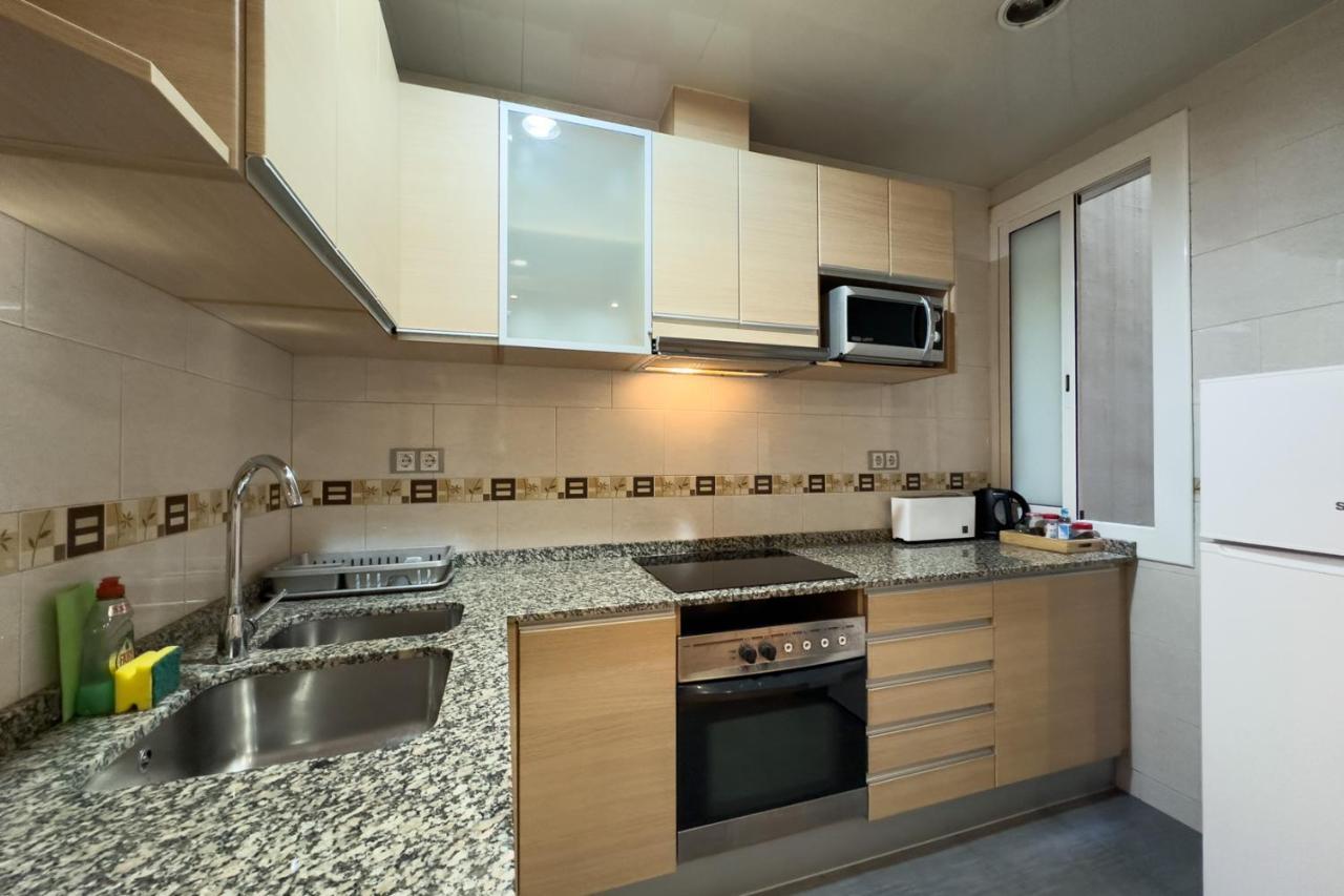 Aparteasy - Central Gracia Apartments Барселона Экстерьер фото