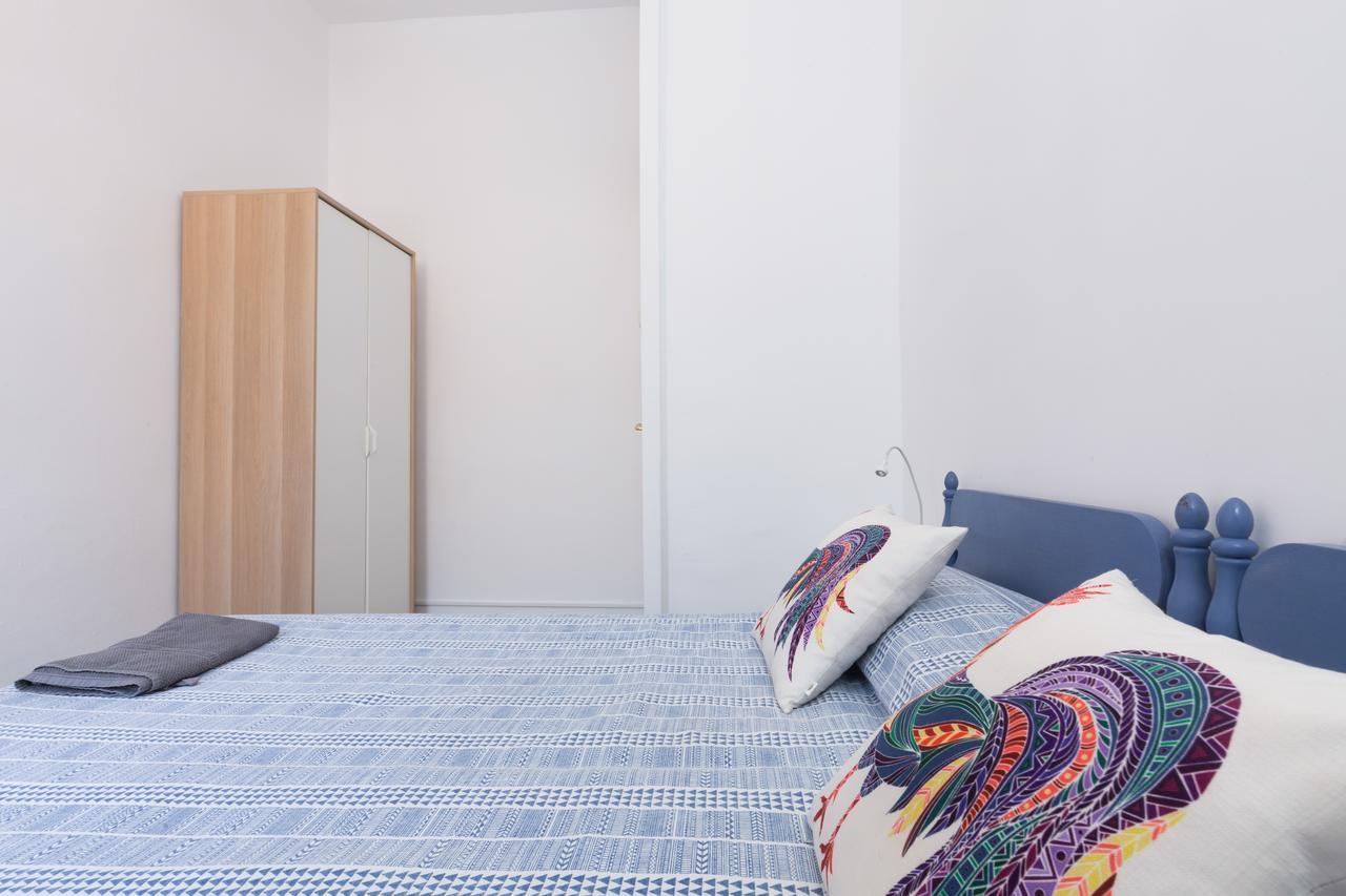 Aparteasy - Central Gracia Apartments Барселона Экстерьер фото