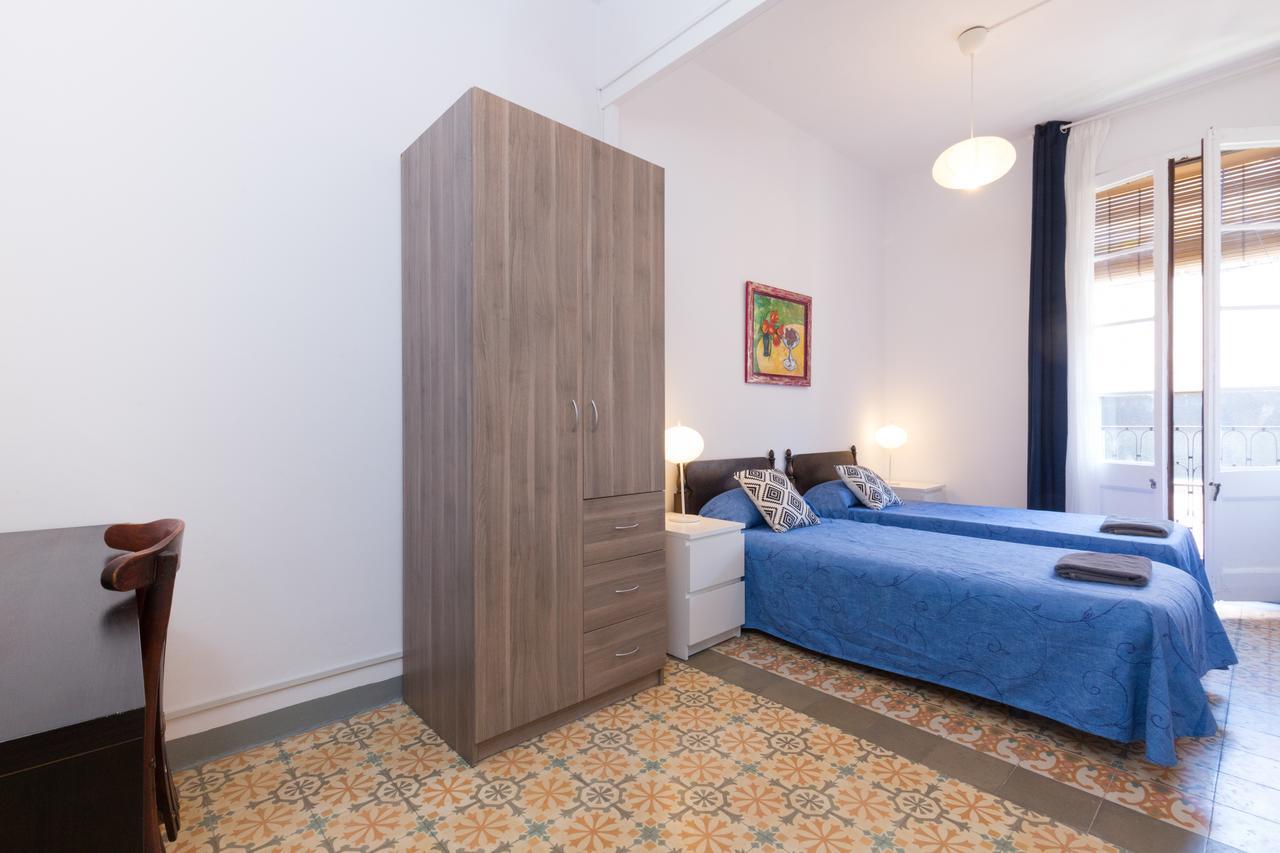 Aparteasy - Central Gracia Apartments Барселона Экстерьер фото