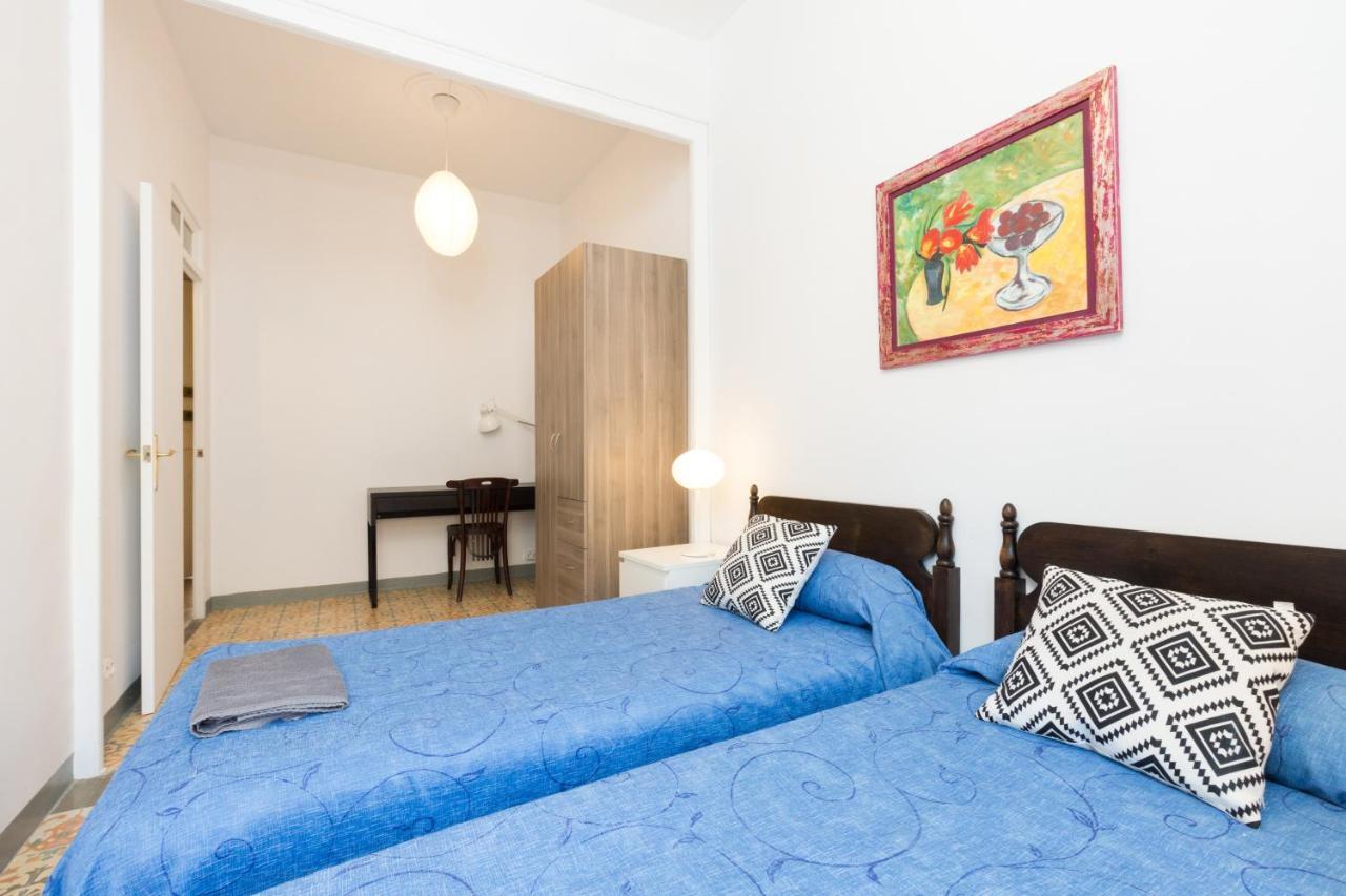 Aparteasy - Central Gracia Apartments Барселона Экстерьер фото